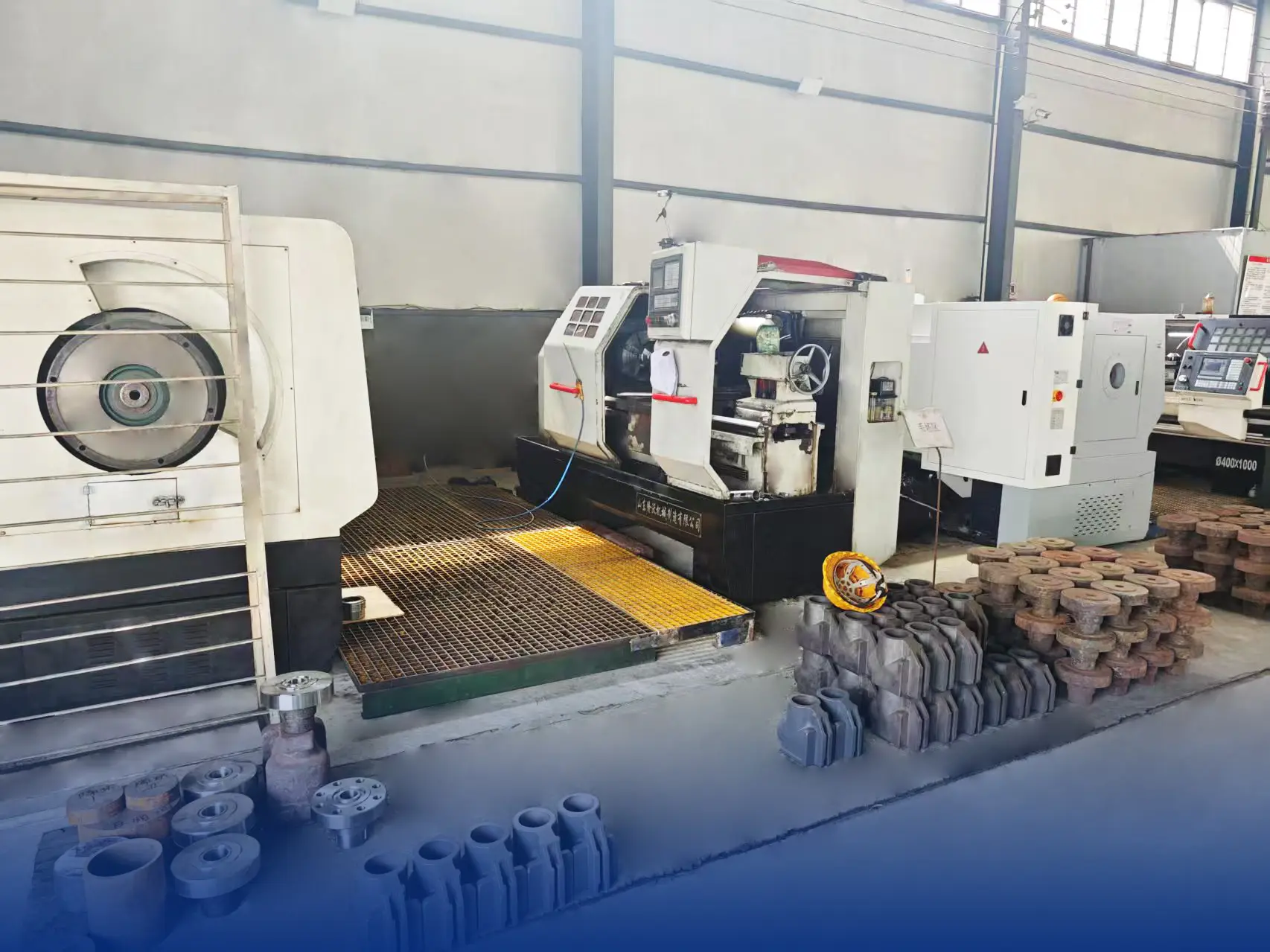 A-view-of-the-semi-finished-goods-warehouse3